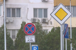 Абсурди на всеки метър по улиците във Варна