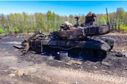 Forbes: Руснаците твърдят, че Т-90М "Пробив" е оцелял след удар с Javelin, но...