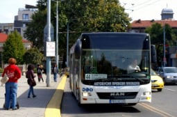 Извратенякът Никсъна дебне ученички по автобусите в Пловдив и мастурбира СНИМКА