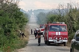 „Нашето село ще стане на пепел“: Пореден пожар затвори ключов пътен възел