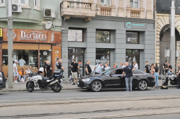 Зрелищен арест в центъра на София, ври от полиция СНИМКИ