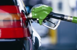 Шефът на горивата у нас шокира шофьорите с прогноза, как са цените в Европа