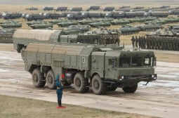 В Лондон заговориха за частично разоръжаване на Русия