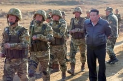 Северна Корея изпраща войски в Украйна, включва ли се във войната? 