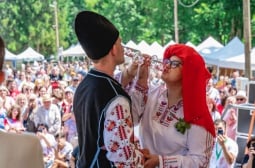 Северняшка сватба за чудо и приказ във Враца, такова нещо рядко се вижда СНИМКИ