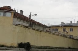 Пловдивски затворник разкри за ужаса зад решетките, а в банята...