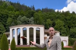 Коя е най-луксозната и скъпа вила в България, ВИДЕО показва всички екстри на имота за 1,5 млн. евро