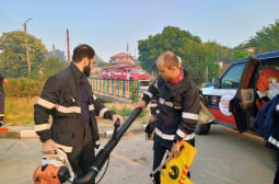 Бедствено положение: Пожарът в Пловдивско гори на три фронта СНИМКИ