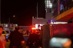 Мощна експлозия: Дрон камикадзе се взриви близо до US посолство СНИМКИ