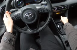 Toyota разработи фитнес седалка за шофьорите, ето как работи ВИДЕО