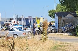 Тежка катастрофа на Ботевградско шосе в София СНИМКА