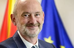 Посланикът на ЕС натисна здраво Мицкоски за българите: По-добра сделка няма! 