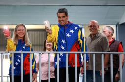 Мадуро спечели трети мандат във Венецуела със скандал 