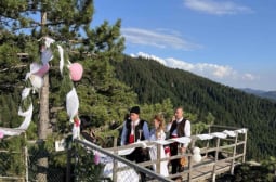 Всички в Родопите дълго ще говорят за тази сватба СНИМКИ