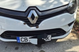 Огромна гнусотия сътвориха с кола на жена в Асеновград 