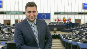 Андрей Новаков: Само извънземно не кацна пред входа на Европейския парламент