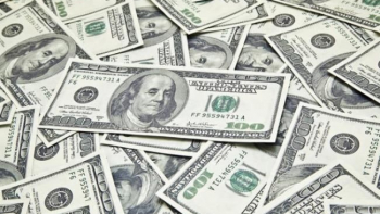 Bloomberg: В САЩ обсъждат санкции за страните, които се отказват от долара