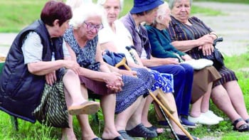 НОИ каза истината: Ето колко точно са пенсионерите в България