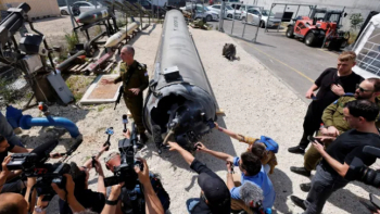 Страшилище: Израел показа иранска ракета, извадена от Мъртво море СНИМКИ