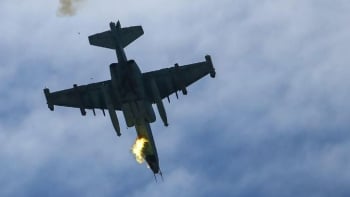 Зеленски съобщи за свален руски Су-25 край Донецк 