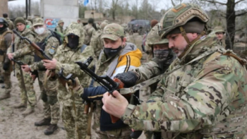 Украйна опря до краен ход, хвърля на фронта...