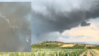 ВИДЕО от епичната битка на България срещу природната стихия от небето