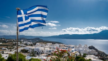 Смъртоносна опасност дебне в Гърция: 400 души вече загубиха живота си