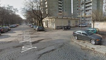 Шофьор разби главата на момиче в София, цял квартал го търси
