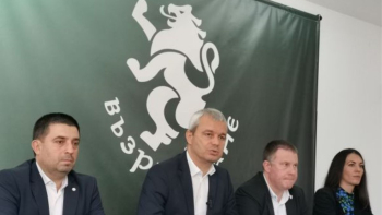 Костадин Костадинов: Крайно време е да започнем да мислим за българските интереси
