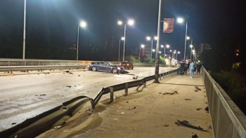 Катастрофа по тъмна доба на голям булевард в Пловдив СНИМКИ