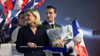Още изненади от Франция - задава се странна коалиция 