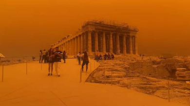 Паника в Гърция: Всичко заприлича на Марс, ужасът идва към нас ВИДЕО