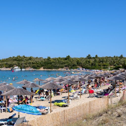 Bild огласи нови правила по гръцките плажове, на 4 м от брега трябва...