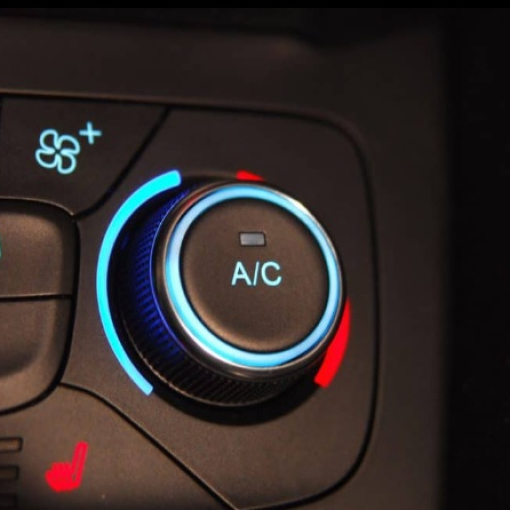 Защо не трябва да изключвате двигателя, ако климатикът на колата е включен