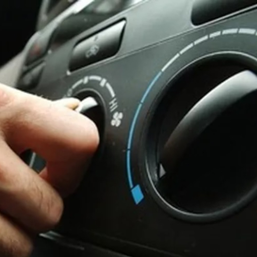 Натиснете само един бутон: Как да използвате ефективно климатика в колата
