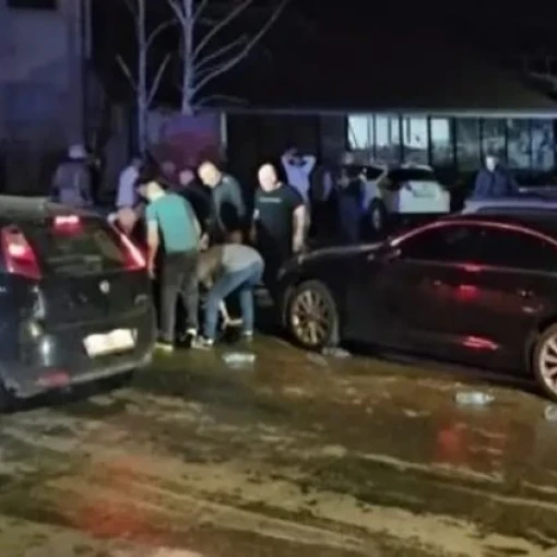 Моментът на ужаса! ВИДЕО показа как е пламнала дискотеката в Кочани 