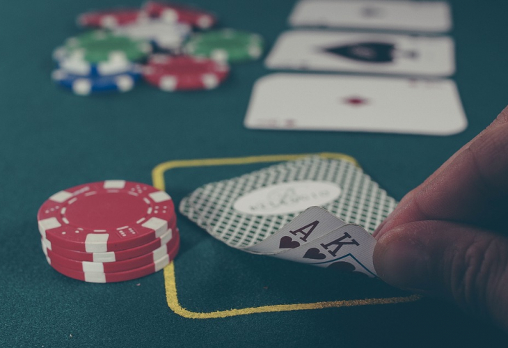 Лицензираните компании предупредиха за неконтролируем ръст в нелегалния хазарт заради промените в Закона за хазарта