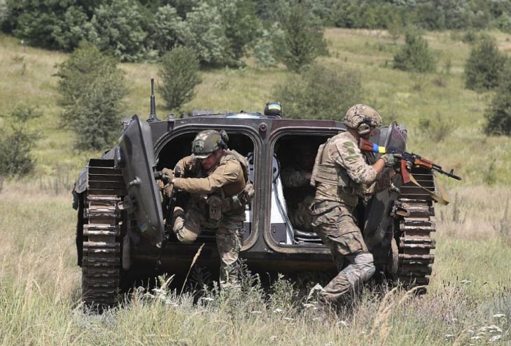 "Средствата са налични": Украйна ще разполага с ключово оръжие за войната