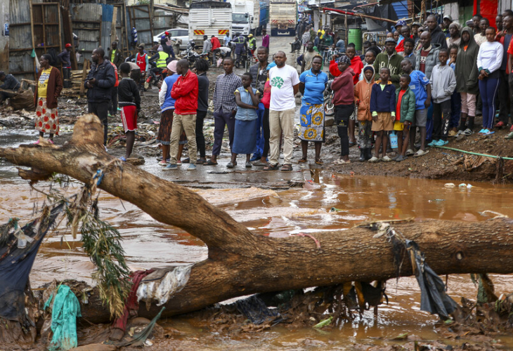 Невиждани наводнения в Кения взеха десетки жертви СНИМКИ