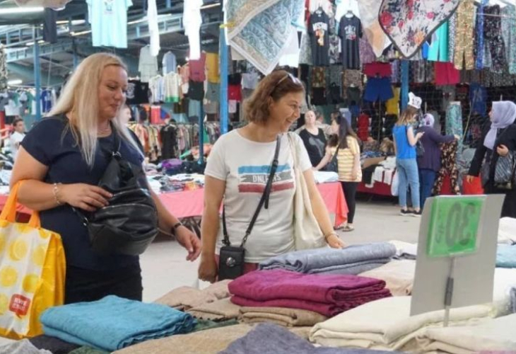 Важно за феновете на евтиния шопинг в Турция: Лирата си пада, но...
