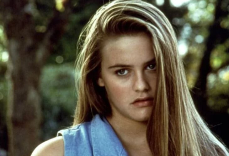 Bear in mind Alicia Silverstone, that is what she seems like at the moment at 47. PHOTOS