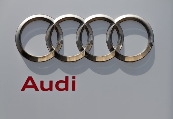 New logo: Audi stamped black on all four rings