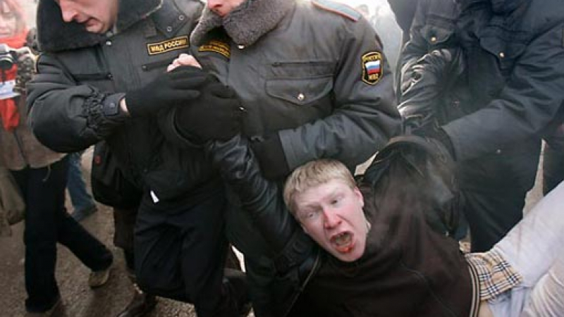 Арестуваха видни руски опозиционери в Москва