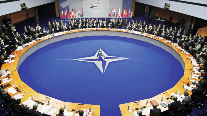 Експерти от НАТО на посещение в Москва