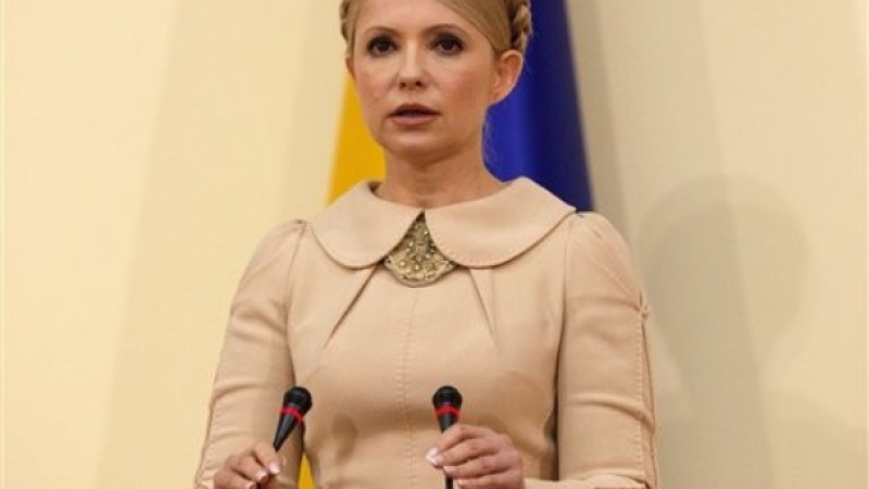 Тимошенко заплашва с нова Оранжева революция