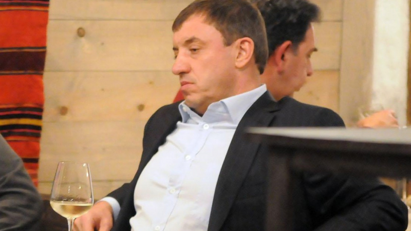 Алексей Петров арестуван, защото разкрил, че има банков картел?
