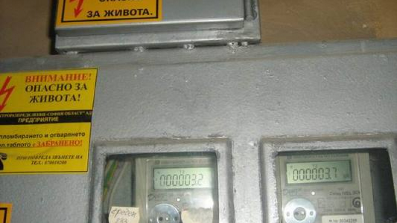 Крадци на ток ощетили ЕVN със 123 бона за месец