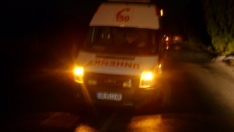 Тежка катастрофа край Бургас, трима ранени 