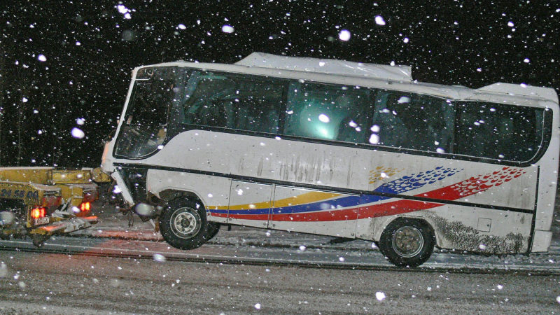 Автобус с 45 румънци катастрофира край Перник 