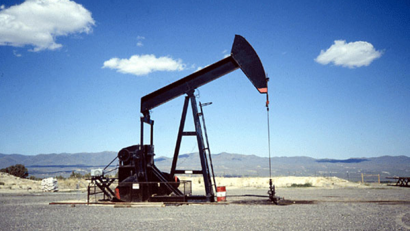 Цената на петрола скача